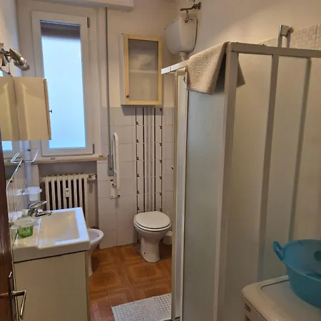 Viale Oberdan 11b 公寓